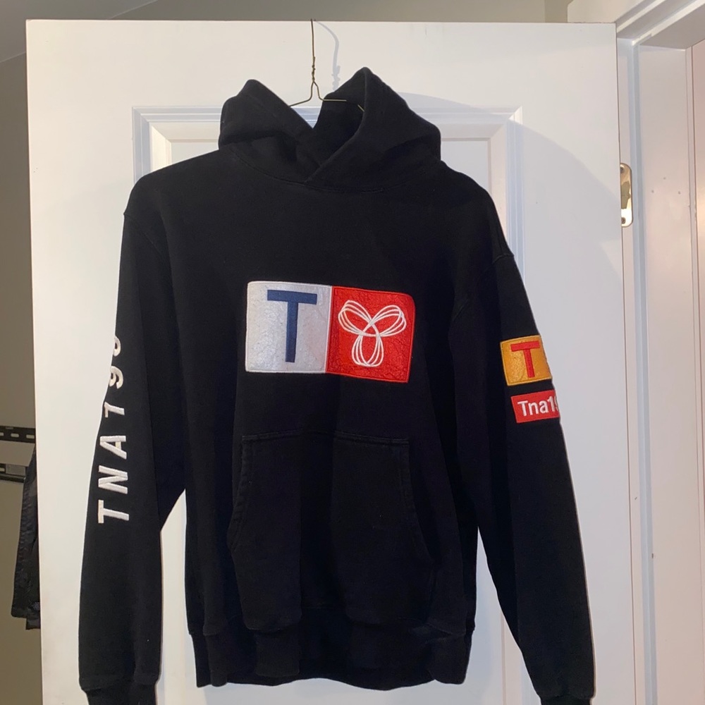 TNA HOODIE